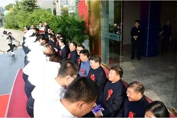 必赢亚洲导师造拜师典礼 必赢亚洲导师造拜师典礼