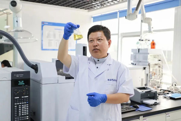 ���д�ͷ��