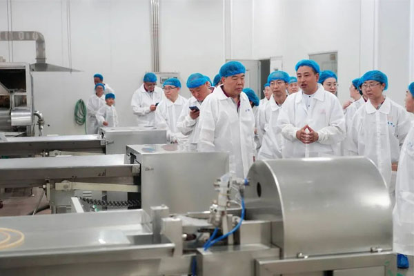 ³ö²ú×ܼàÕÅÖ¾¸ÕΪ¸÷λ½ÌÔ±½â˵ ³ö²ú×ܼàÕÅÖ¾¸ÕΪ¸÷λ½ÌÔ±½â˵