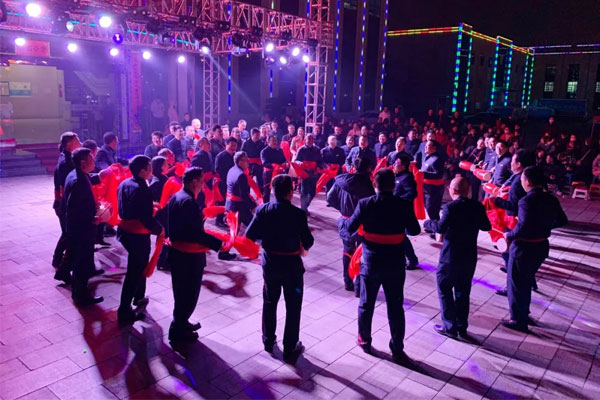 春节期间必赢亚洲省总们欢乐闹元宵 春节期间必赢亚洲省总们欢乐闹元宵