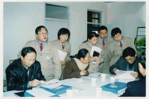 2002�����ľ�������GMP��֤֪ʶ