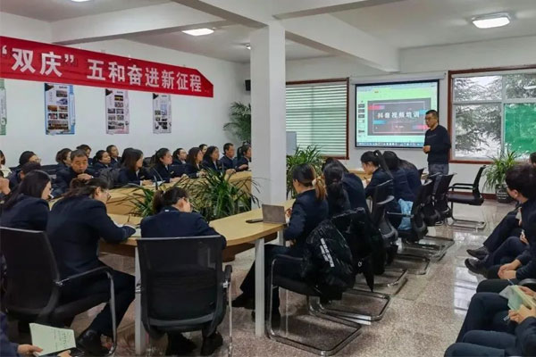 必赢亚洲宋飞飞组织互联网营销培训 必赢亚洲宋飞飞组织互联网营销培训